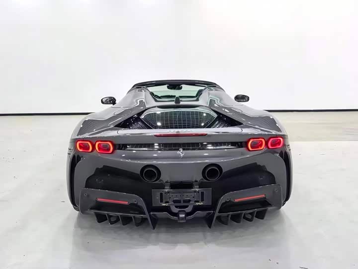 Ferrari SF90, 2022 — фото 4 из 9