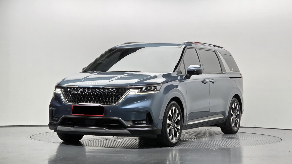 Kia Carnival, 2023 — купить в Костроме под ключ