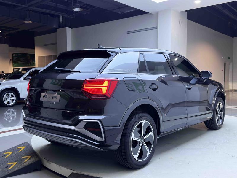 Audi Q2L e-tron, 2022 — фото 7 из 12