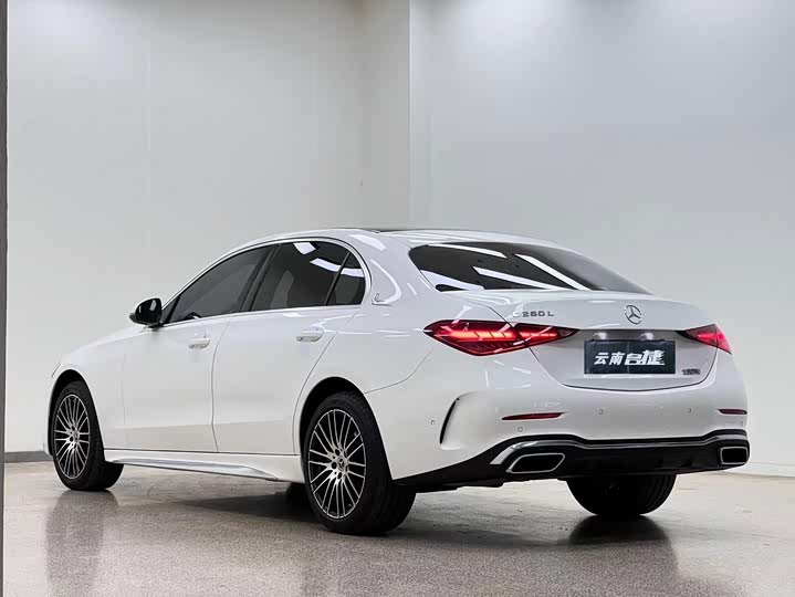 Mercedes-Benz C-Class, 2024 — фото 5 из 9
