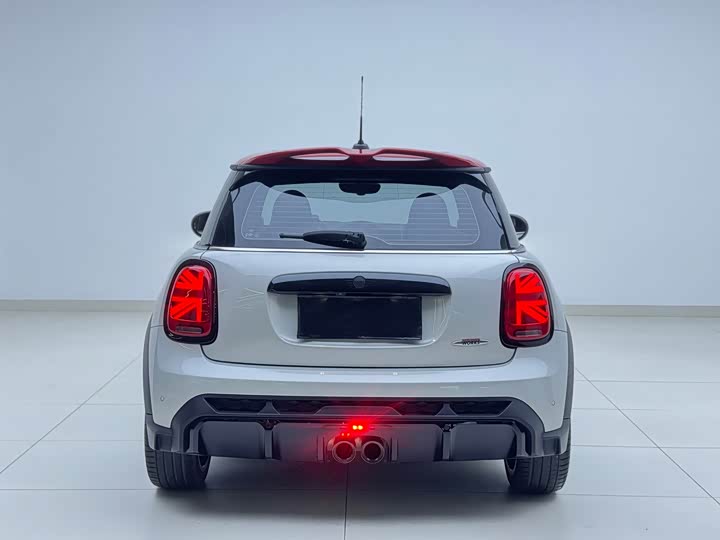 Mini Mini JCW, 2022 — фото 3 из 9