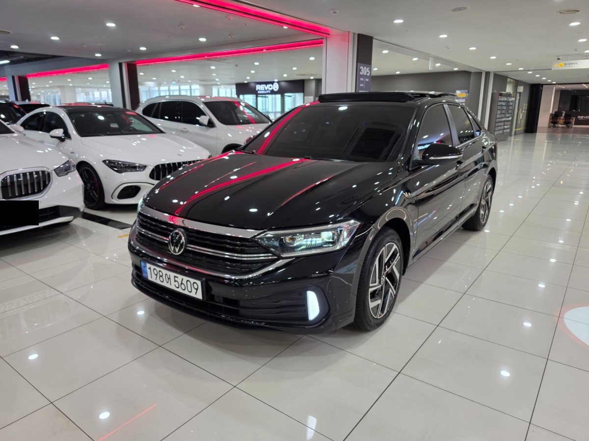Volkswagen Jetta, 2022 — купить в Уфе под ключ