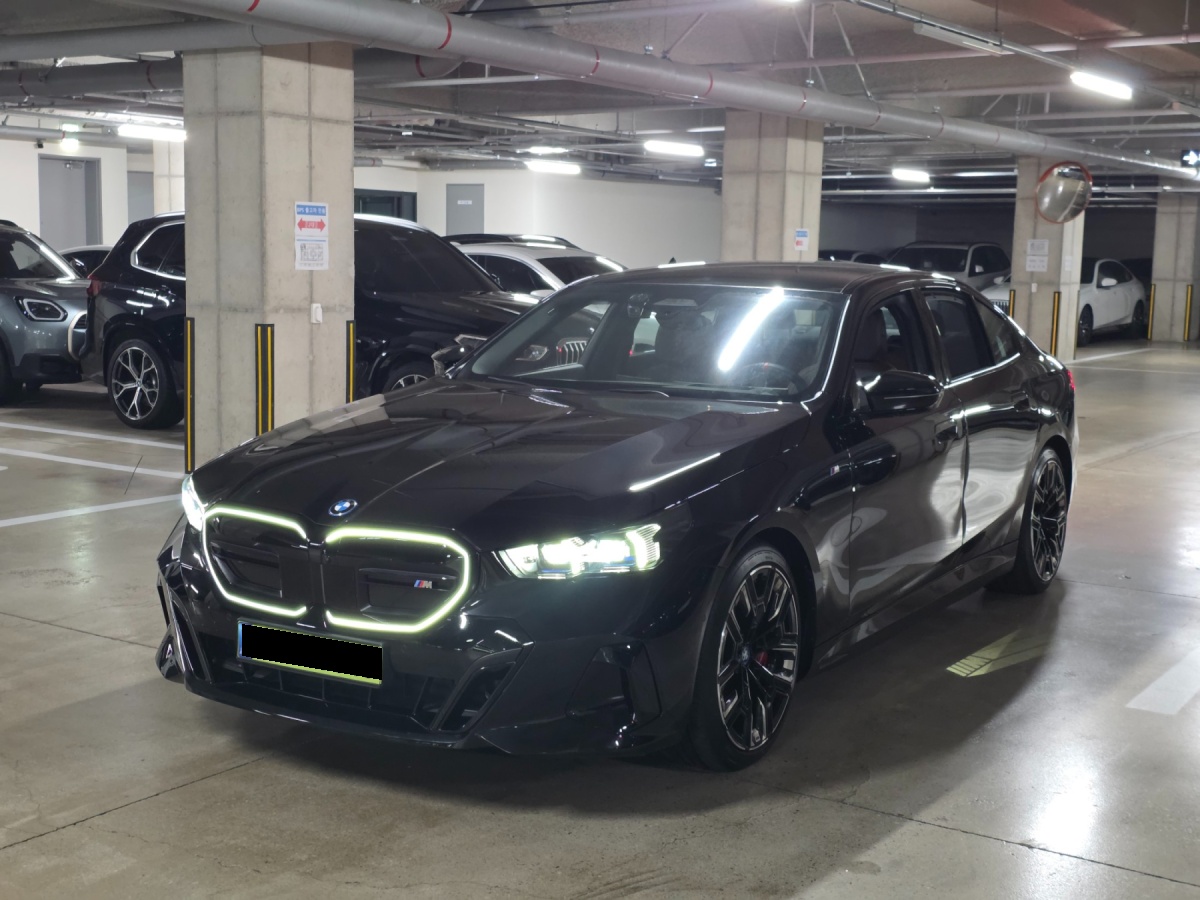 BMW i5, 2025 — купить в Костроме под ключ