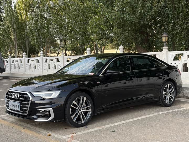 Audi A6L, 2022 — фото 3 из 9
