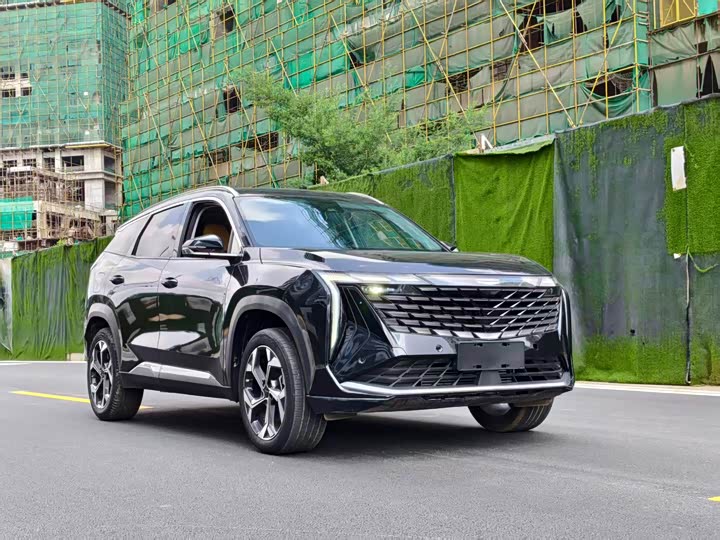 Geely Atlas L, 2023 — фото 2 из 9