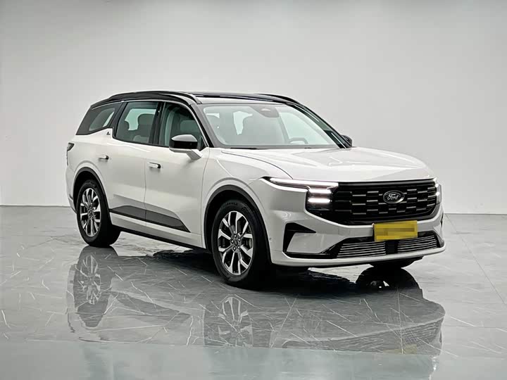 Ford Edge, 2023 — фото 8 из 9