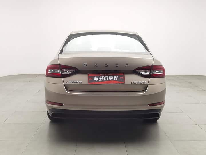 Skoda Octavia Pro, 2022 — фото 4 из 9