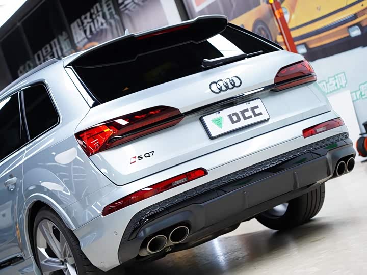 Audi SQ7, 2024 — фото 3 из 9