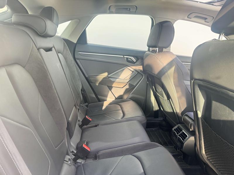 Audi Q3 Sportback, 2023 — фото 12 из 12