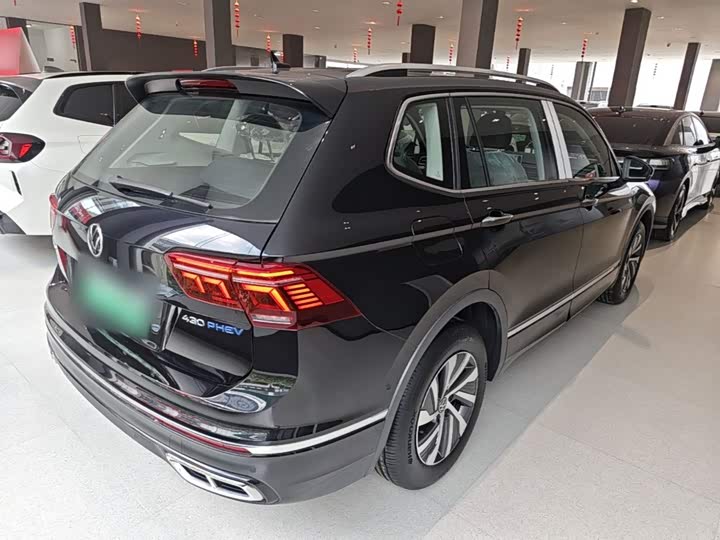 Volkswagen Tiguan L Hybrid, 2025 — фото 7 из 9