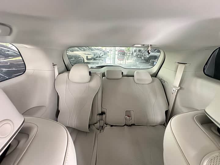 Buick GL8 Hybrid, 2024 — фото 9 из 9
