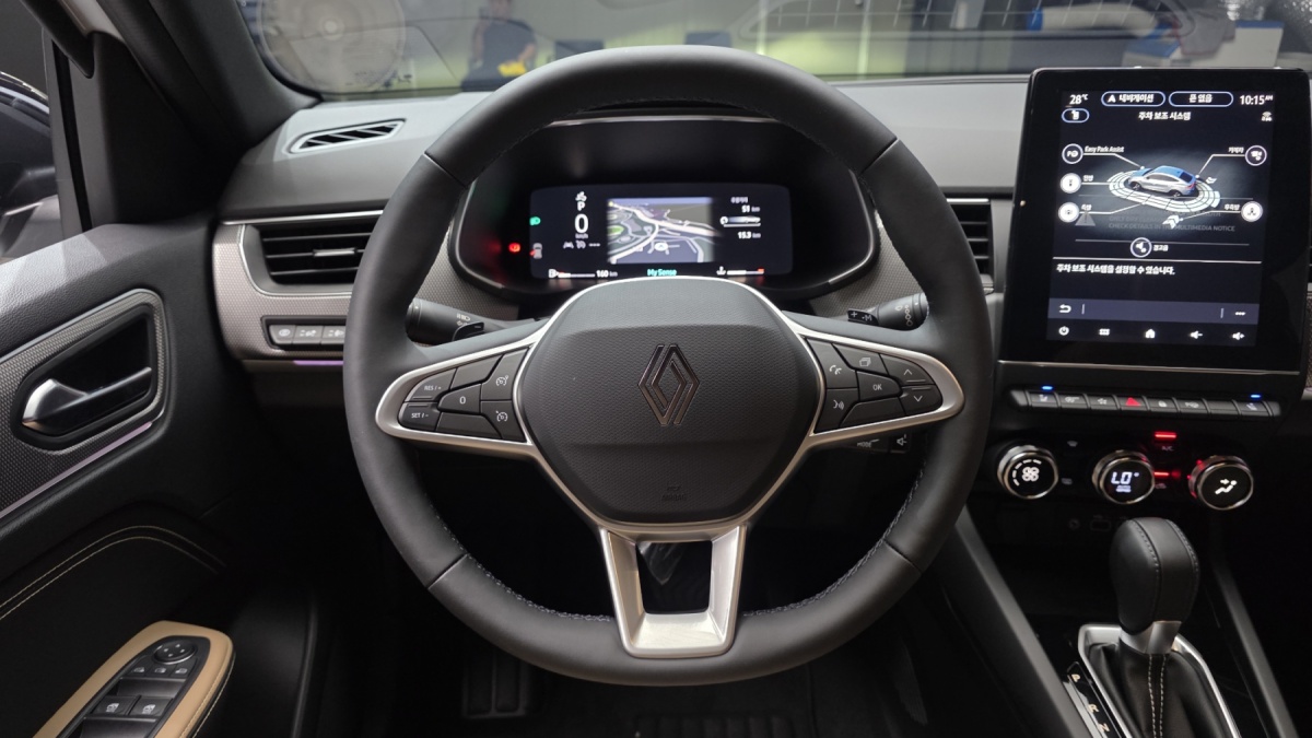 Renault Arkana, 2025 — фото 12 из 12