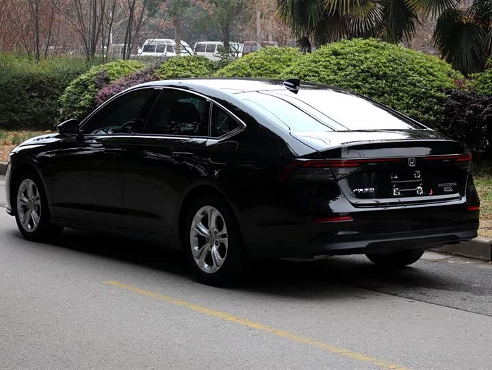 Honda Accord, 2023 — фото 5 из 9