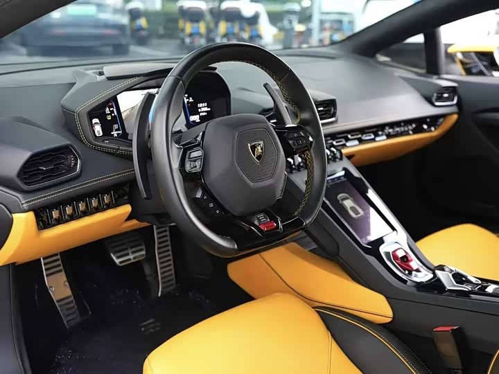 Lamborghini Huracán, 2021 — фото 5 из 7