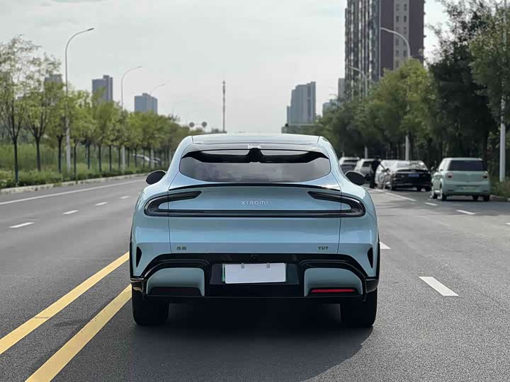 Xiaomi YU7, 2025 — фото 8 из 9