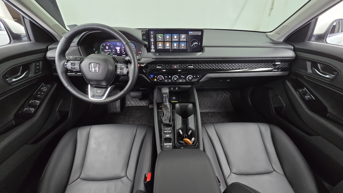 Honda Accord, 2025 — фото 6 из 12