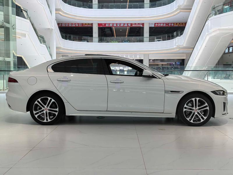 Jaguar XE L, 2022 — фото 7 из 12