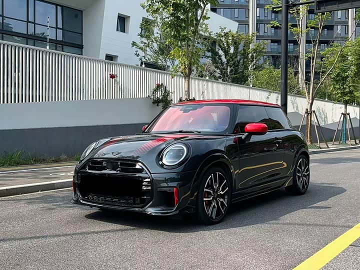 Mini Mini JCW, 2025 — купить в Чебоксарах под ключ
