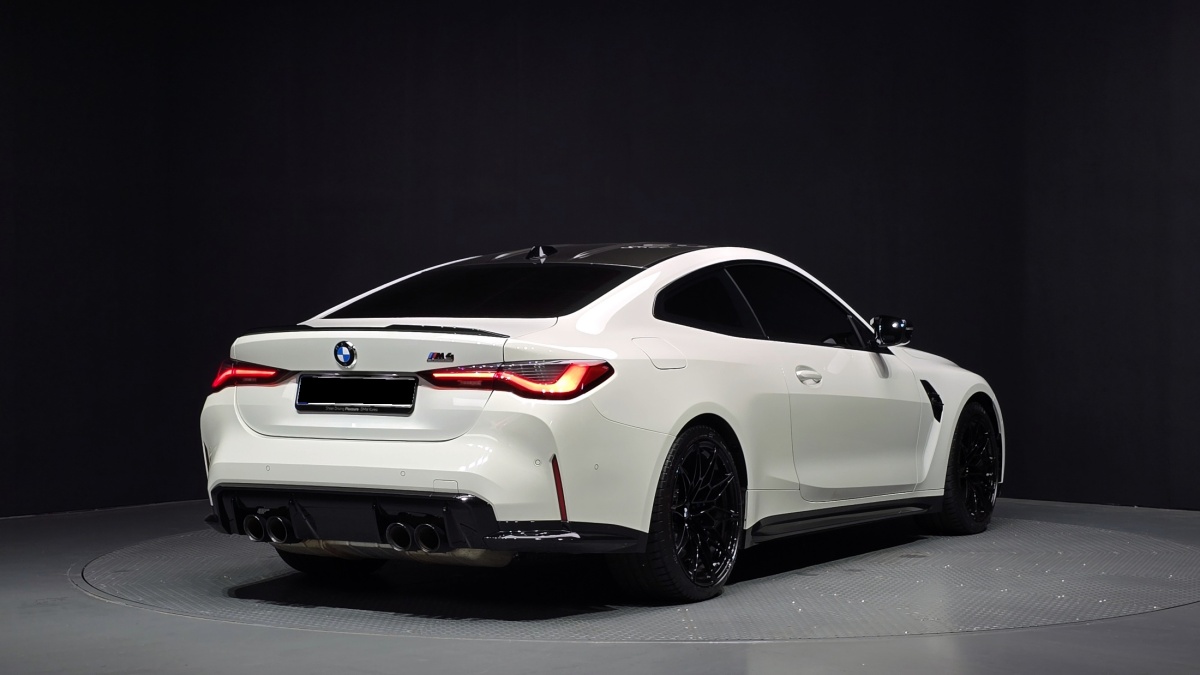 BMW M4, 2024 — фото 2 из 12