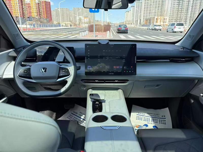 Changan UNI-Z Hybrid, 2024 — фото 6 из 9