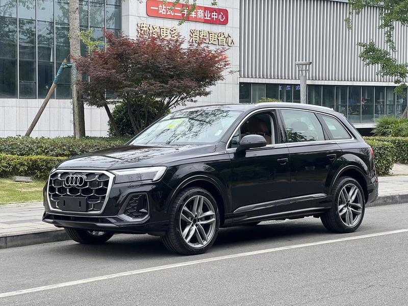Audi Q7, 2026 — купить в Перми под ключ