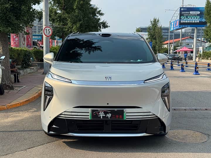 Buick OMPV, 2025 — фото 8 из 9