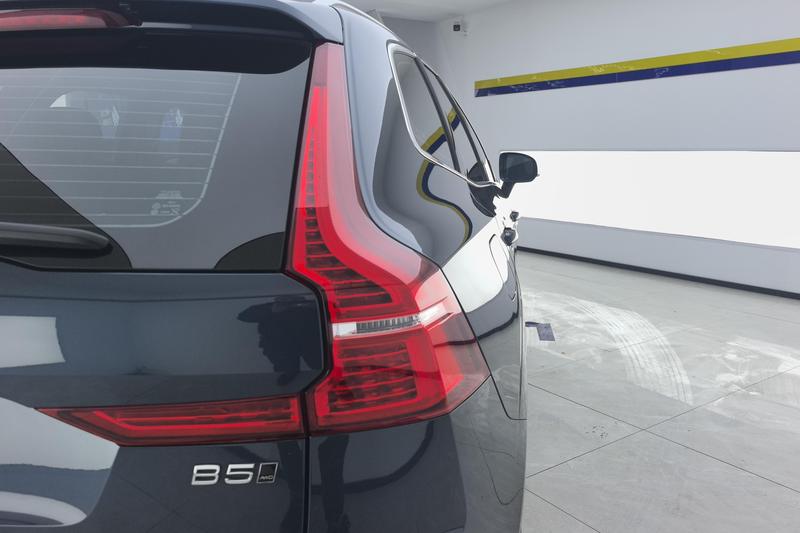 Volvo XC60, 2023 — фото 12 из 12