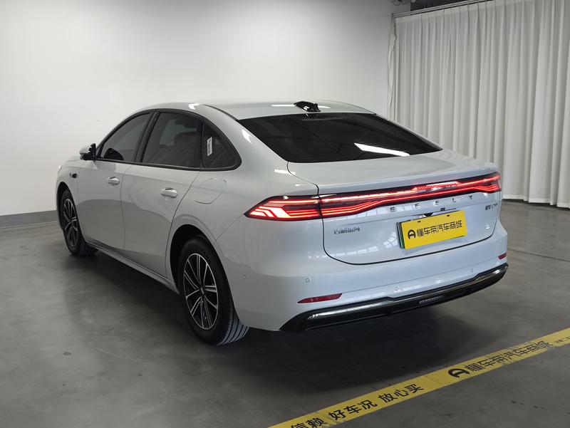 Geely Galaxy A7, 2025 — фото 5 из 12