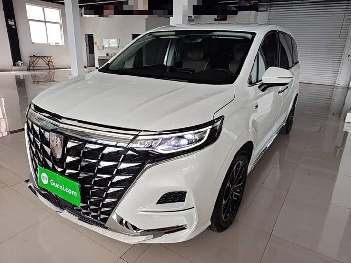 Roewe iMax 8, 2023 — купить в Москве под ключ