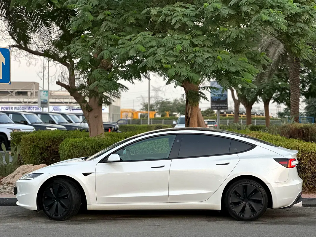 Tesla Model 3, 2024 — фото 6 из 10
