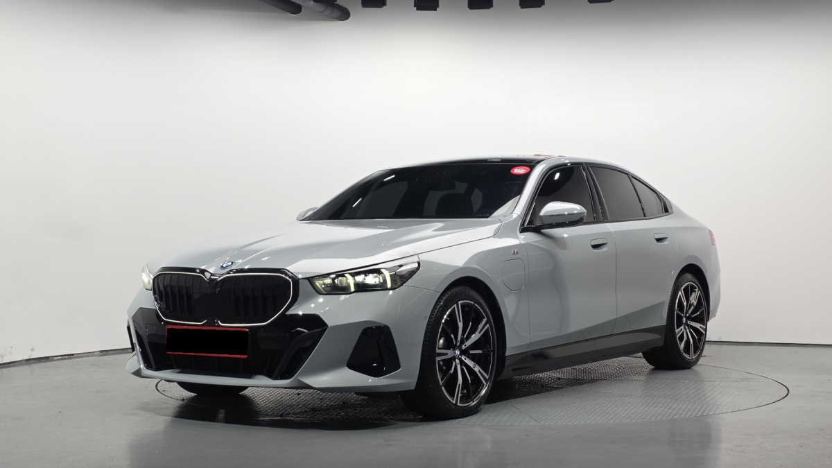 BMW 5 Series, 2025 — купить в Иванове под ключ
