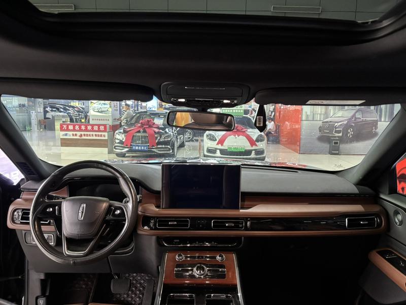Lincoln Aviator, 2021 — фото 8 из 12
