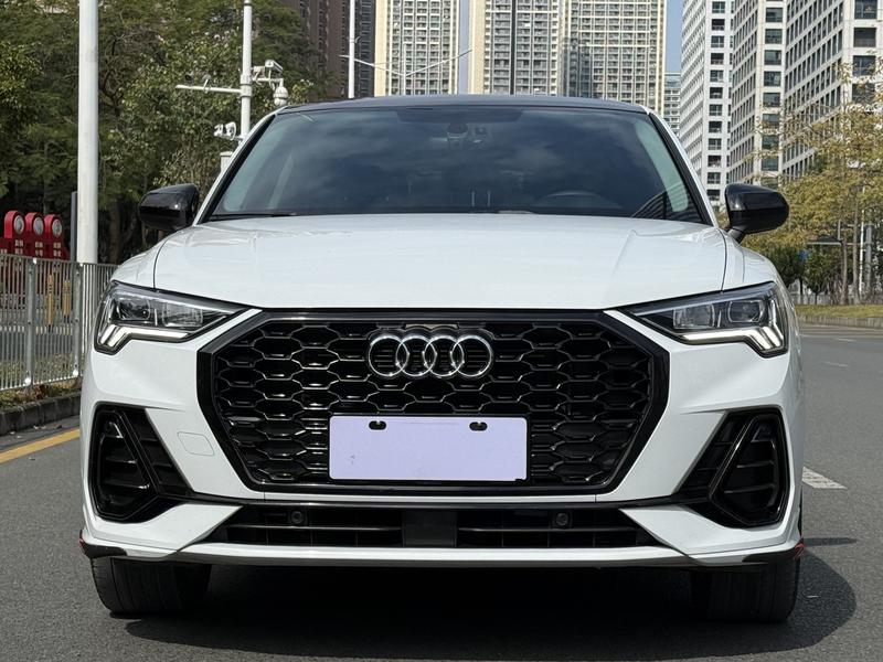 Audi Q3 Sportback, 2022 — фото 2 из 12