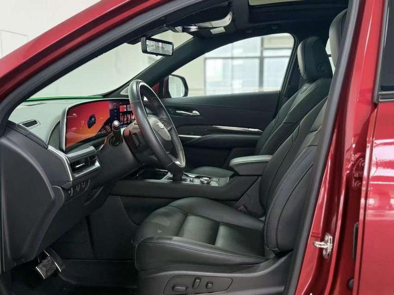Cadillac XT4, 2023 — фото 8 из 10