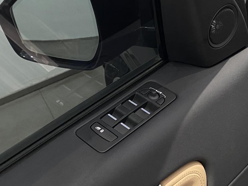 Land Rover Discovery Sport, 2024 — фото 12 из 12
