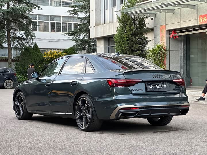 Audi A4L, 2023 — фото 7 из 9