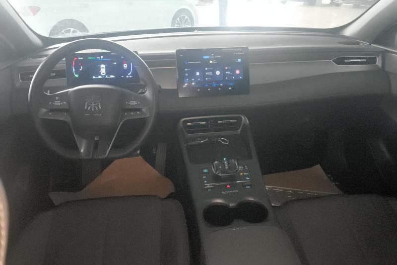 BYD Qin Plus, 2025 — фото 8 из 12