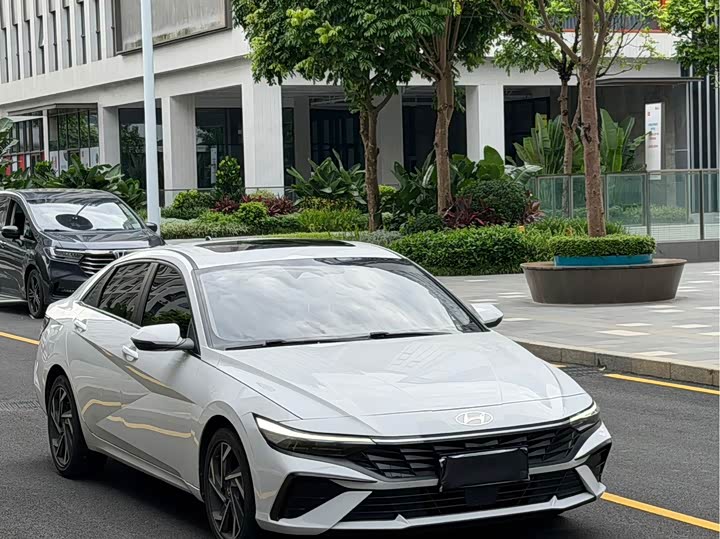 Hyundai Elantra N line, 2024 — фото 3 из 9