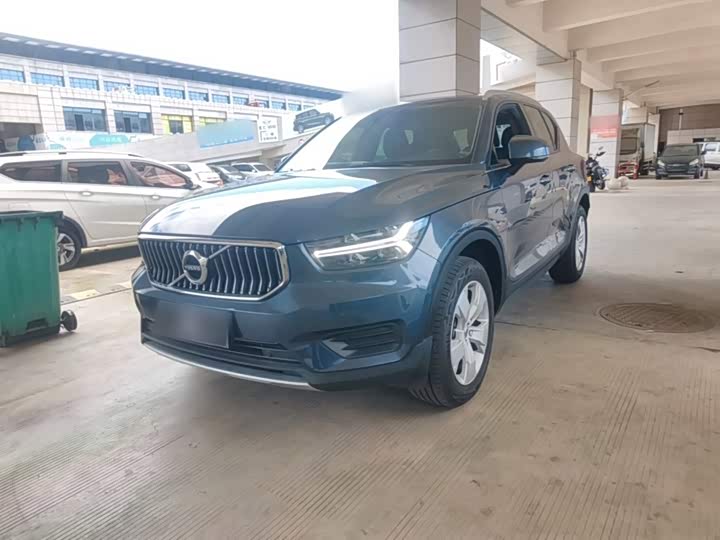 Volvo XC40, 2022 — купить в Санкт-Петербурге под ключ