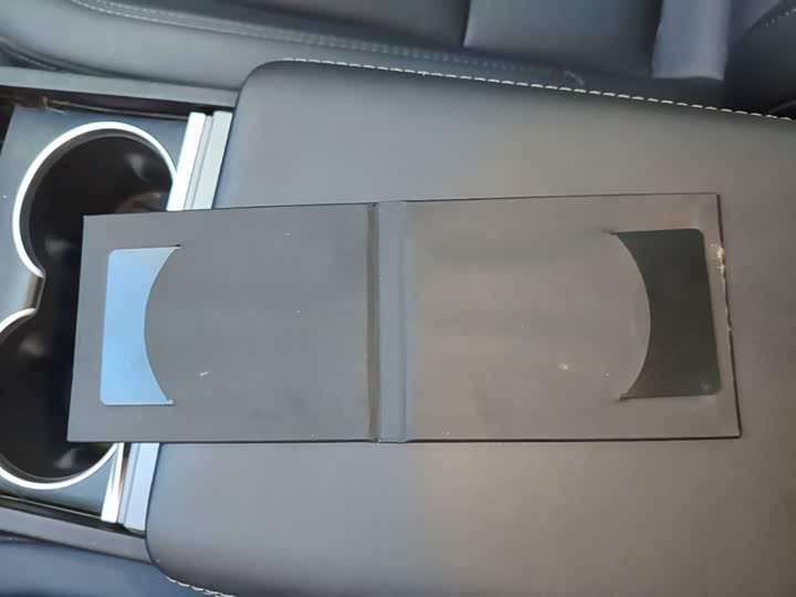 Tesla Model 3, 2025 — фото 9 из 9