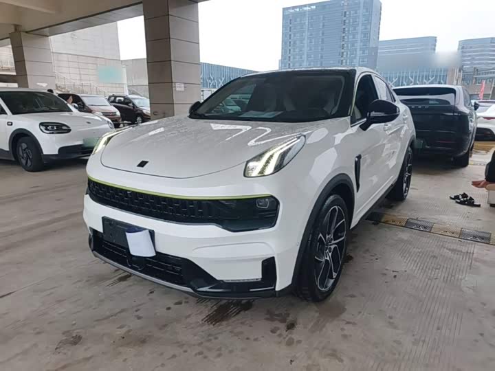 Lynk & Co 05, 2022 — купить в Кирове под ключ