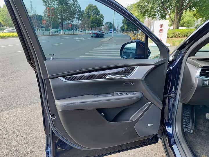 Cadillac XT6, 2024 — фото 6 из 9