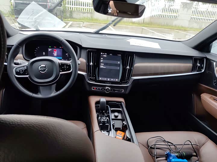Volvo V90, 2024 — фото 3 из 9