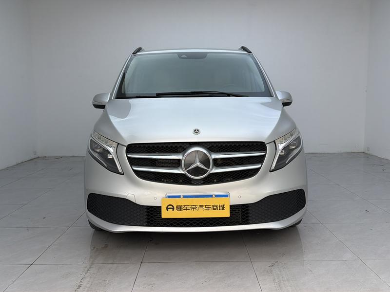 Mercedes-Benz V-Class, 2022 — фото 2 из 12