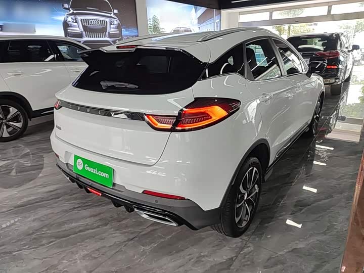 Geely Emgrand GS, 2023 — фото 7 из 9