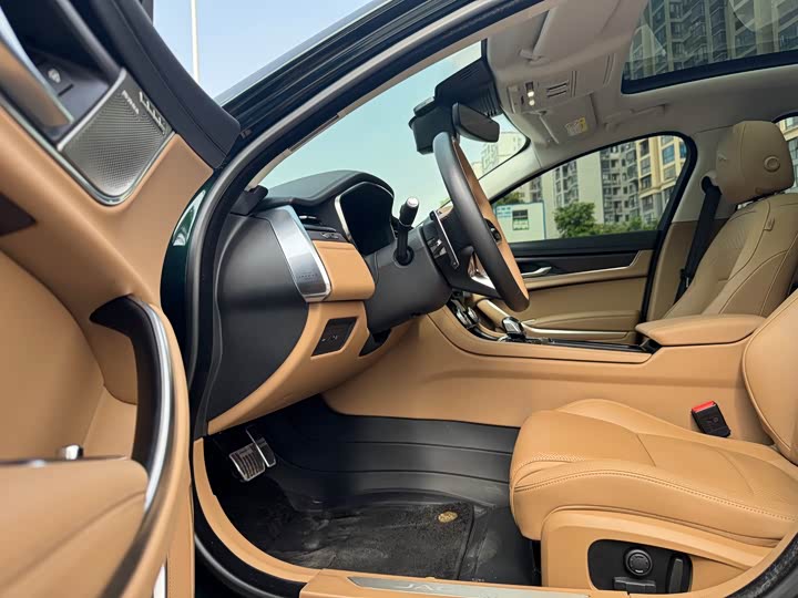 Jaguar XF L, 2024 — фото 9 из 9