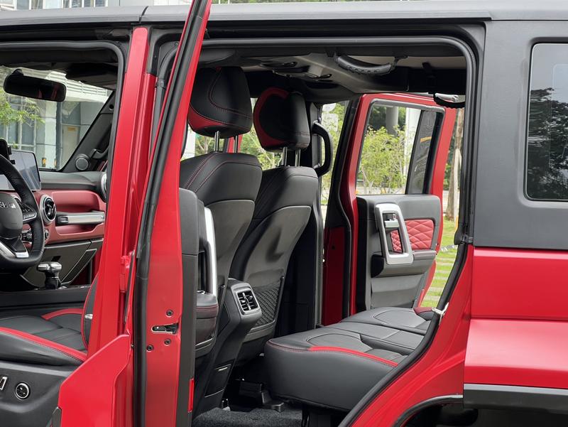 BAIC Beijing BJ40, 2024 — фото 12 из 12