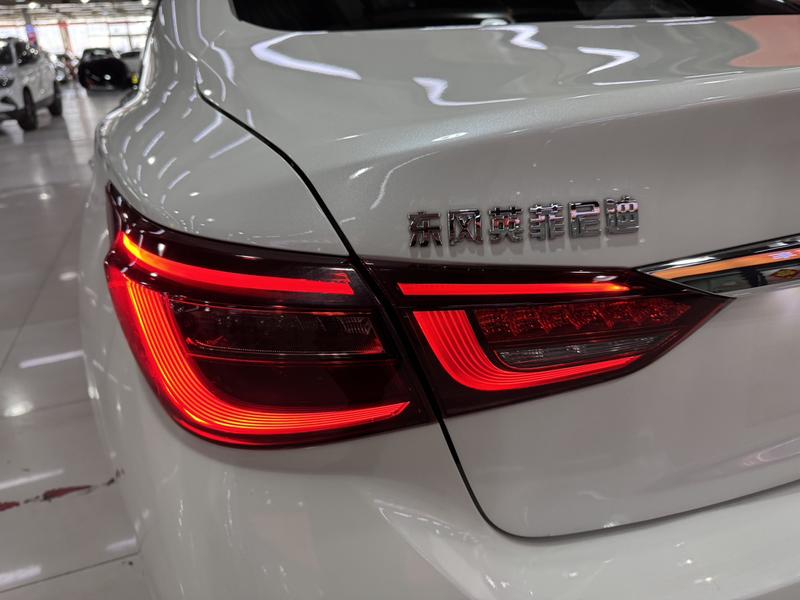 Infiniti Q50L, 2023 — фото 7 из 12