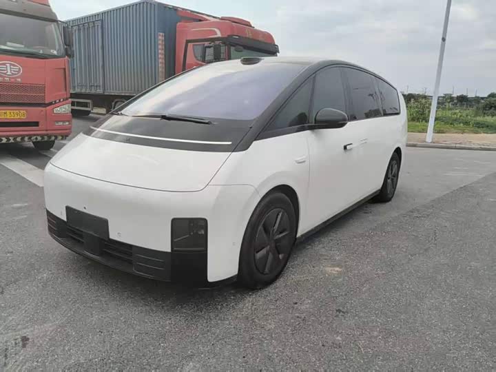 LiXiang Mega, 2025 — купить в Туле под ключ