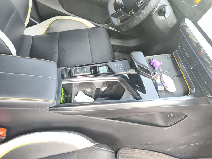 MG Motor 5 Scorpio, 2022 — фото 8 из 9